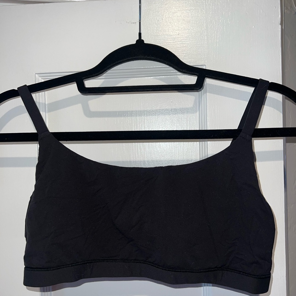 SKIMS Black Wireless Scoop Bralette